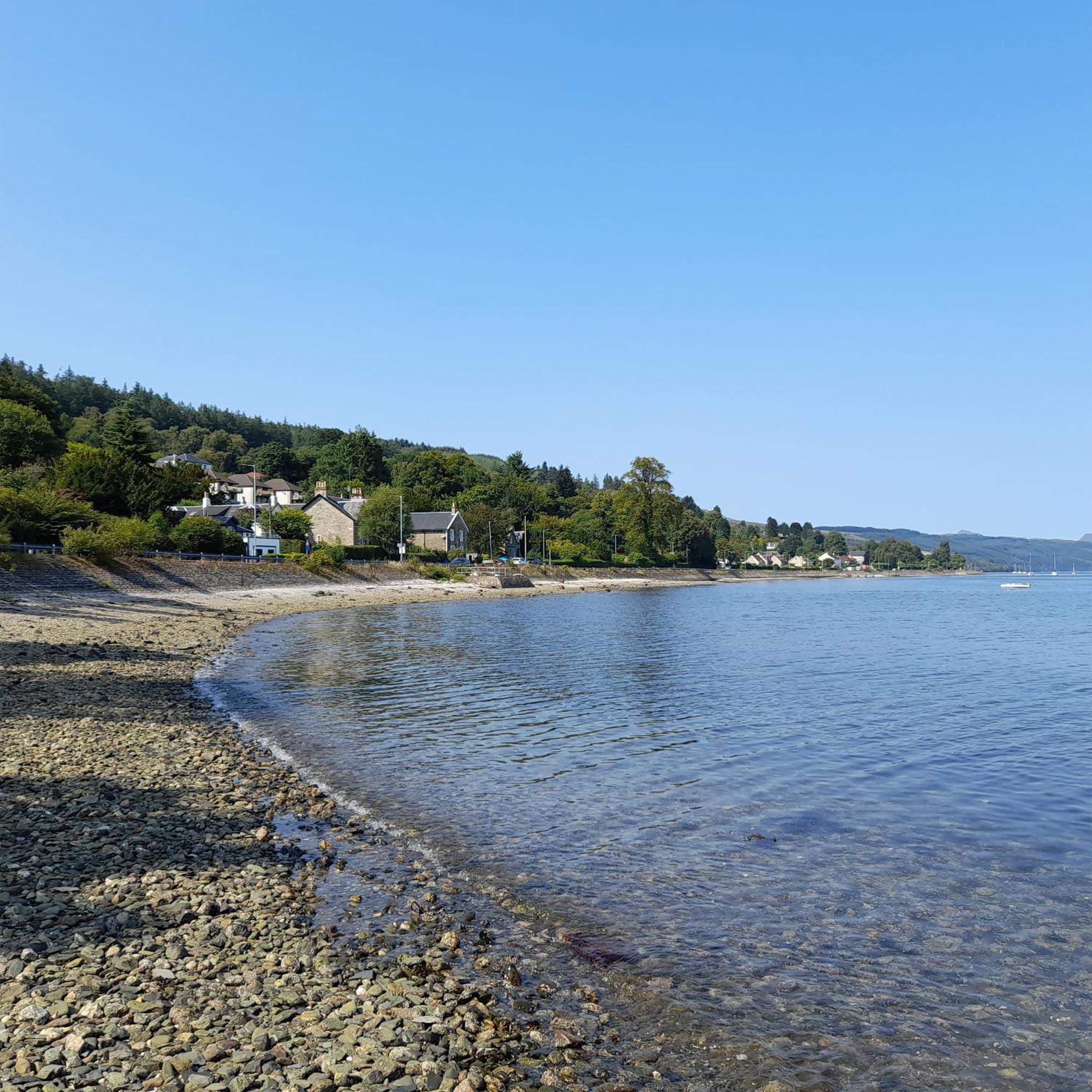 Cosy Lochside Cottage With Mountain And Sea Views Clynder Экстерьер фото
